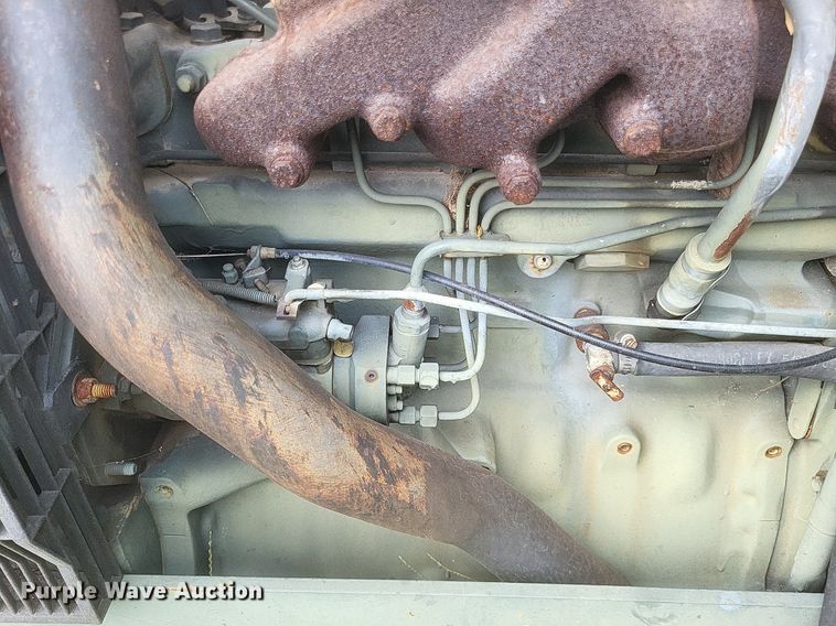 image for item DR4944 John Deere  2555 tractor