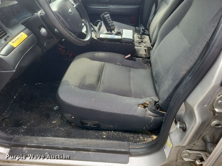 image for item DR4945 2008 Ford  Crown Victoria Police Interceptor  