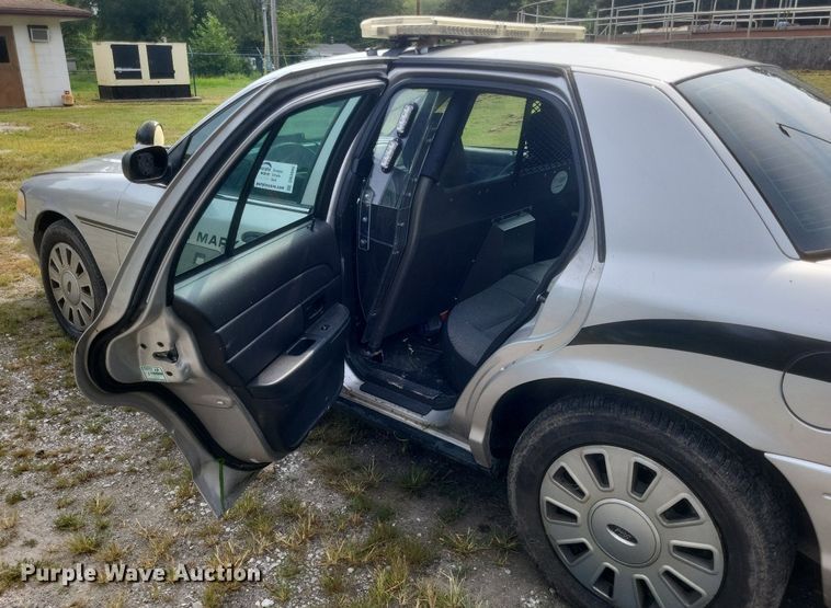 image for item DR4945 2008 Ford  Crown Victoria Police Interceptor  