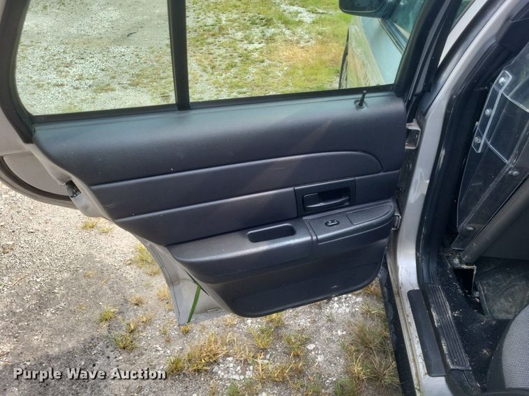 image for item DR4945 2008 Ford  Crown Victoria Police Interceptor  