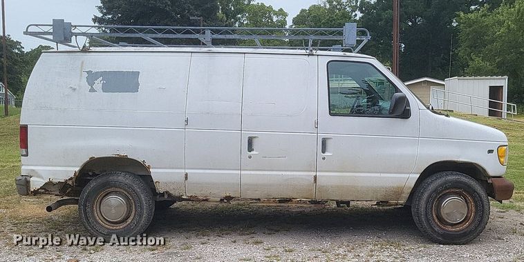 image for item DR4946 2000 Ford  E250 van