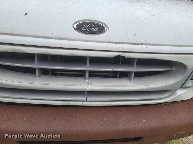 image for item DR4946 2000 Ford  E250 van