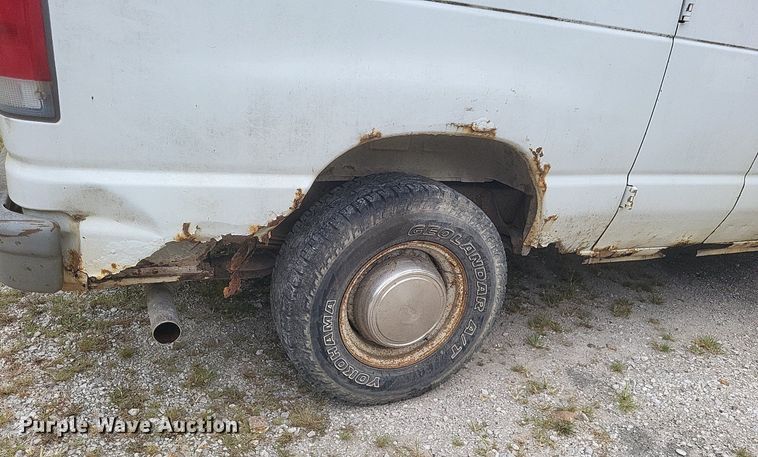 image for item DR4946 2000 Ford  E250 van