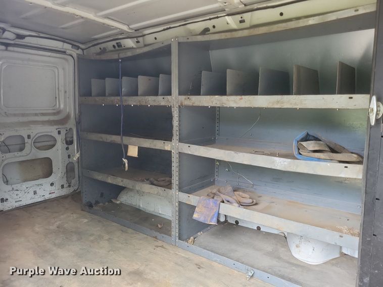 image for item DR4946 2000 Ford  E250 van