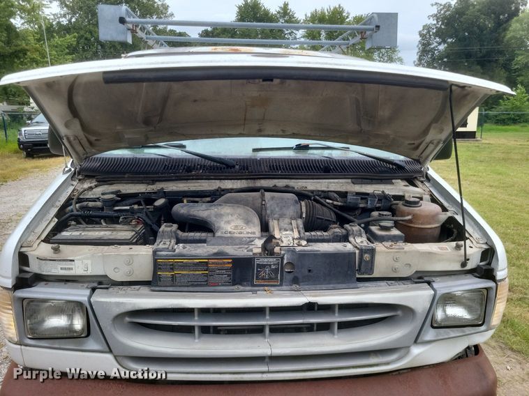 image for item DR4946 2000 Ford  E250 van