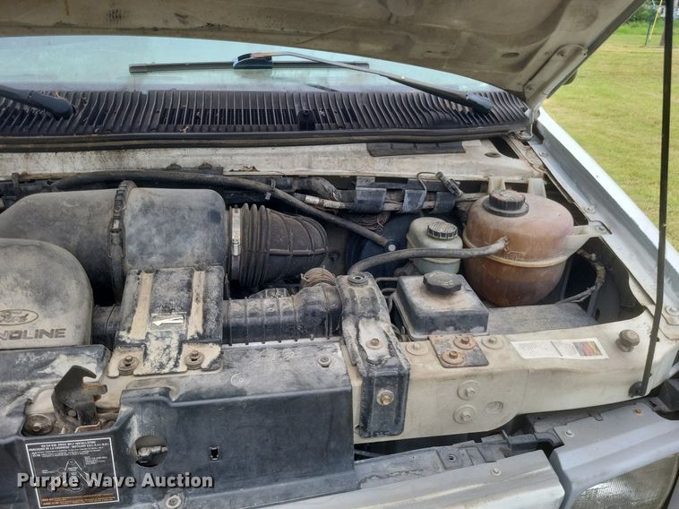 image for item DR4946 2000 Ford  E250 van