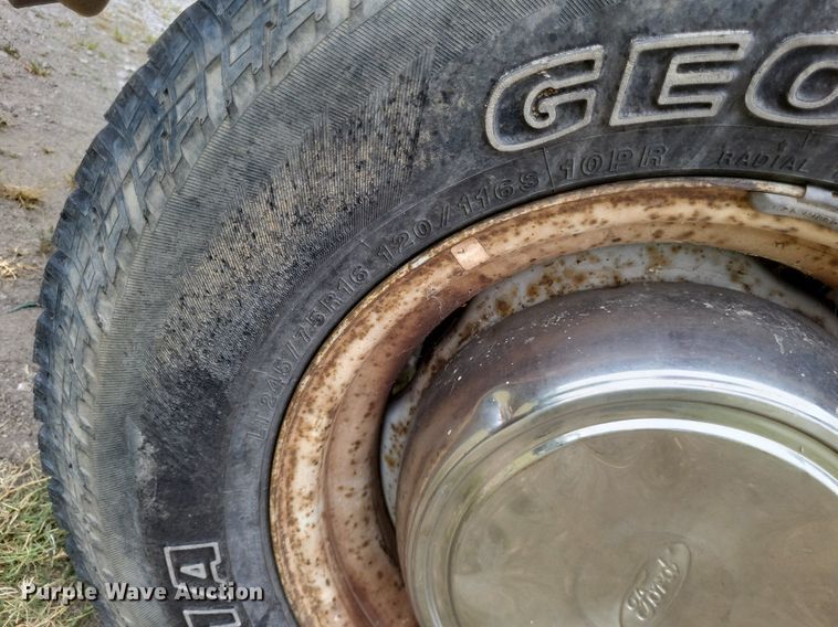 image for item DR4946 2000 Ford  E250 van