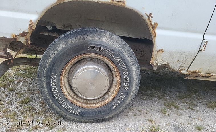 image for item DR4946 2000 Ford  E250 van