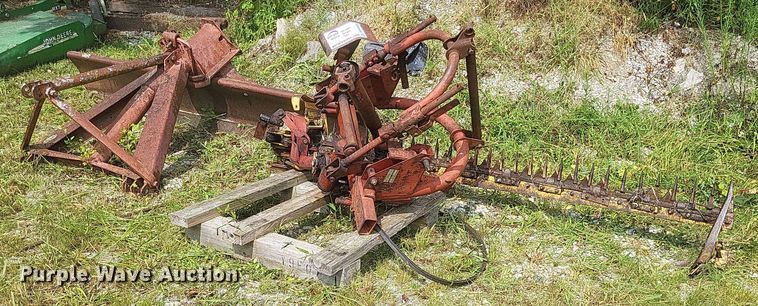 image for item DR4948 Sperry New Holland 451 sickle mower
