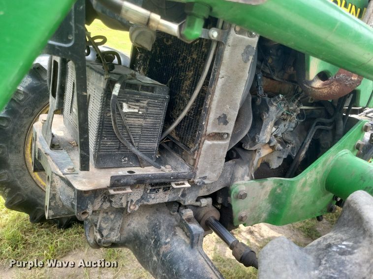 image for item DR4950 2004 John Deere  5205 tractor