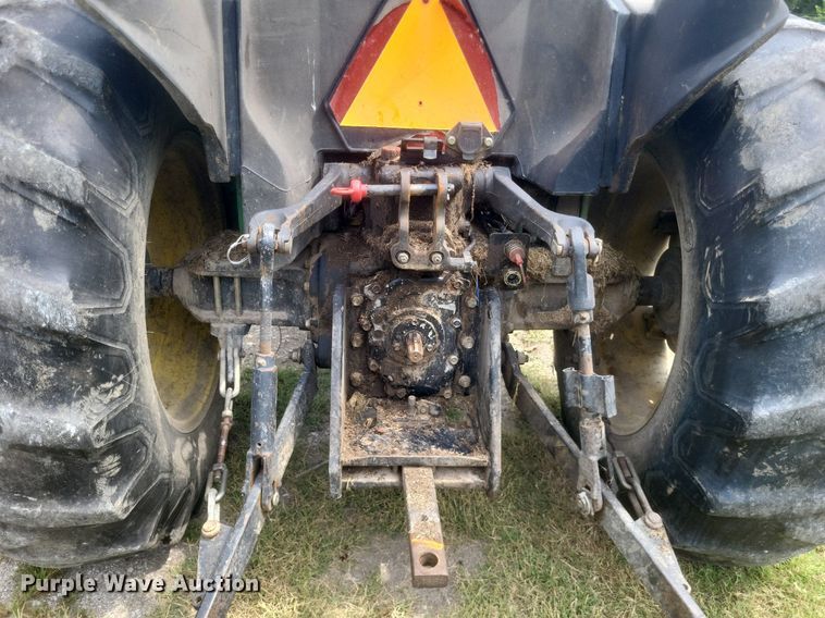 image for item DR4950 2004 John Deere  5205 tractor