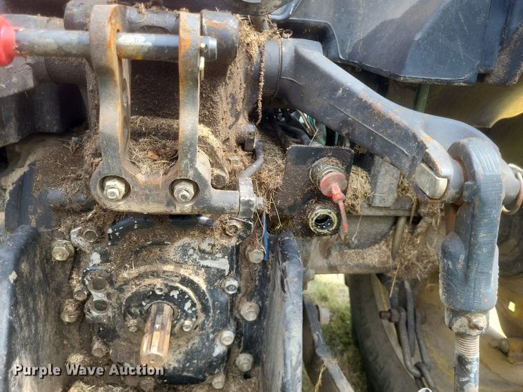 image for item DR4950 2004 John Deere  5205 tractor