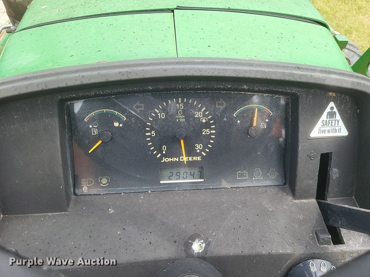 image for item DR4950 2004 John Deere  5205 tractor