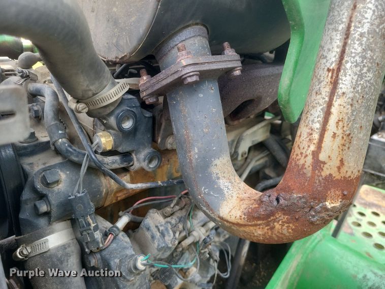 image for item DR4950 2004 John Deere  5205 tractor