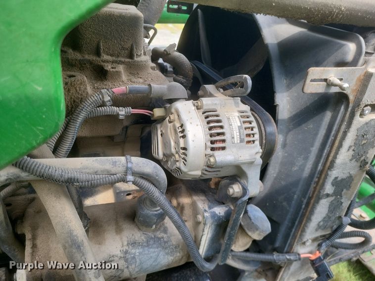 image for item DR4950 2004 John Deere  5205 tractor