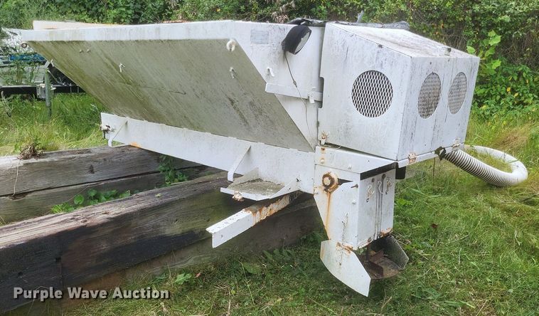 image for item DR4951 Highway Equipment Company  7P spreader