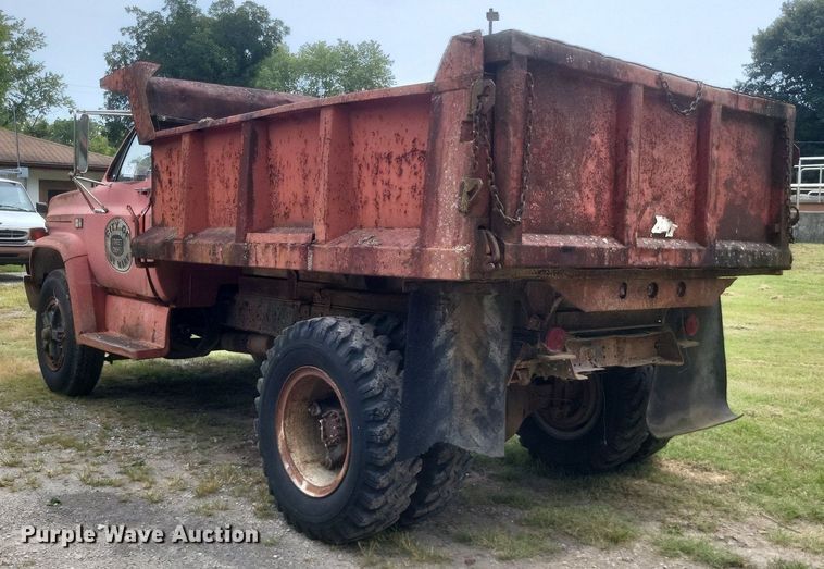 image for item DR4953 1980 Chevrolet  70 dump truck