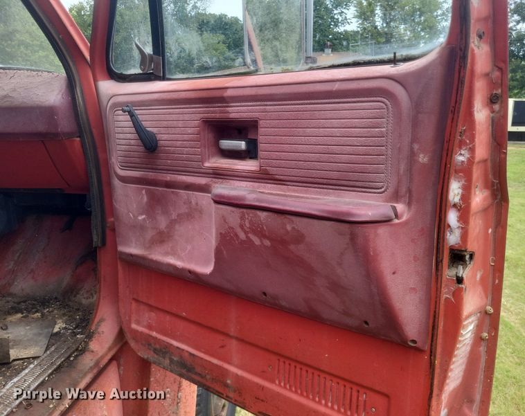 image for item DR4953 1980 Chevrolet  70 dump truck