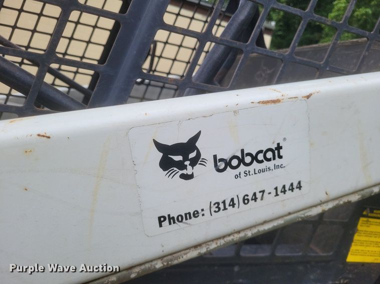 image for item DR4954 1984 Bobcat  642 skid steer loader