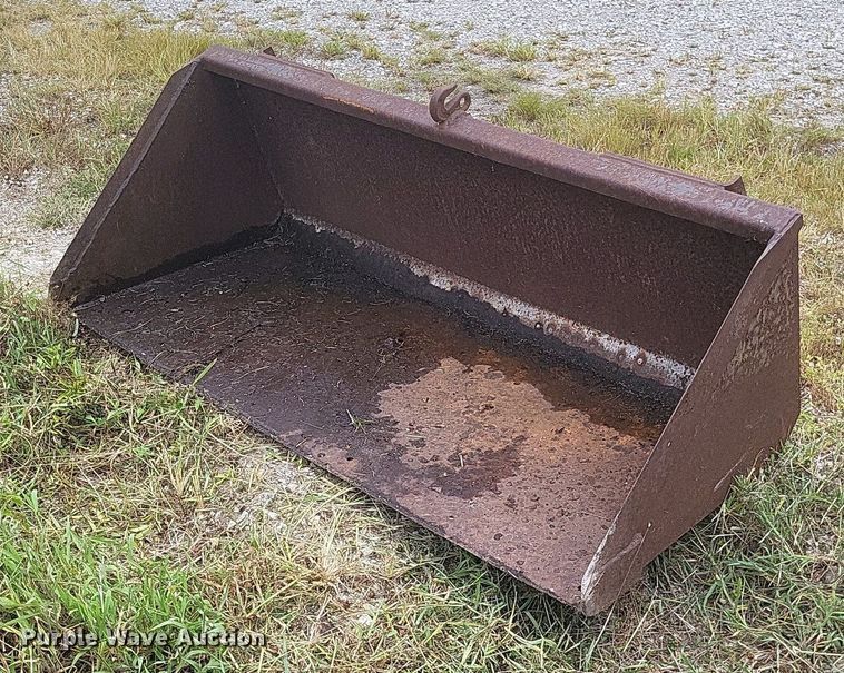 image for item DR4954 1984 Bobcat  642 skid steer loader