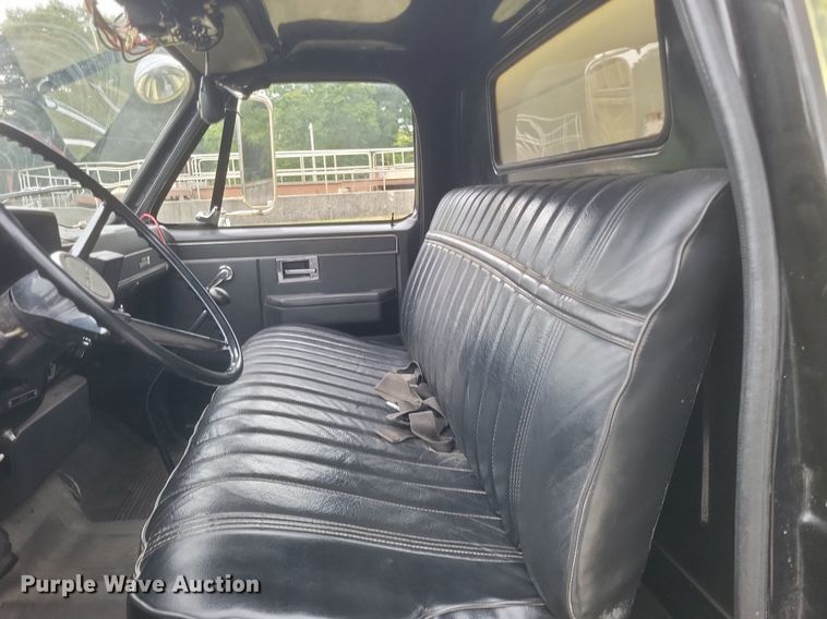 image for item DR4955 1983 GMC C7000 pumper fire truck