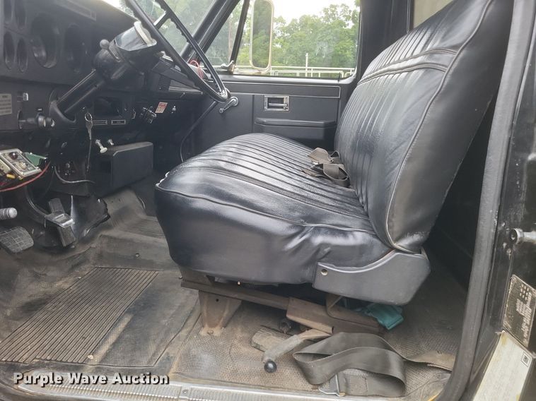 image for item DR4955 1983 GMC C7000 pumper fire truck