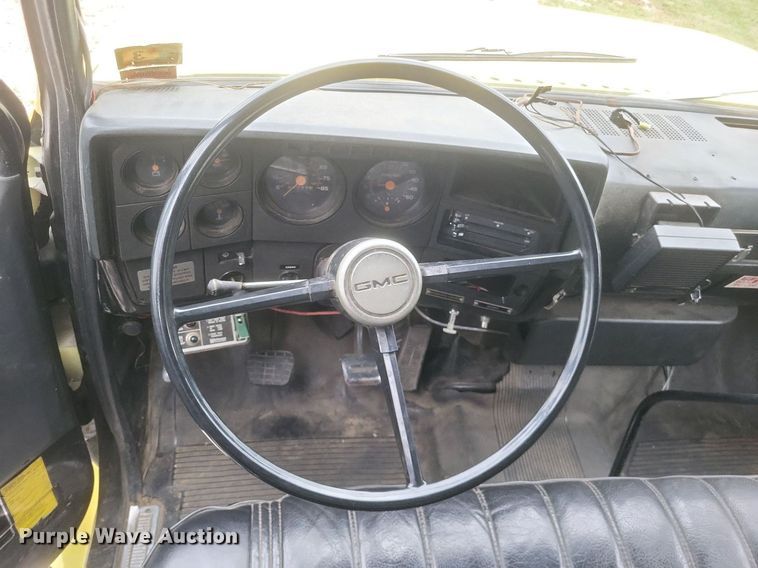 image for item DR4955 1983 GMC C7000 pumper fire truck