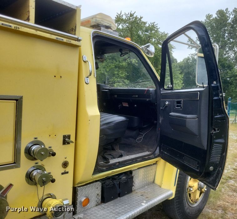 image for item DR4955 1983 GMC C7000 pumper fire truck