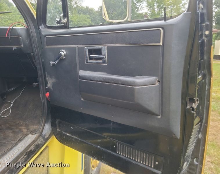 image for item DR4955 1983 GMC C7000 pumper fire truck