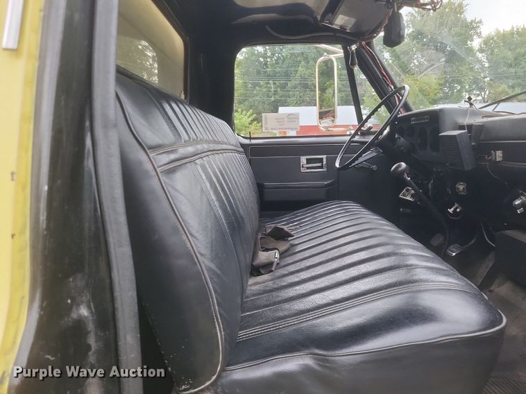 image for item DR4955 1983 GMC C7000 pumper fire truck