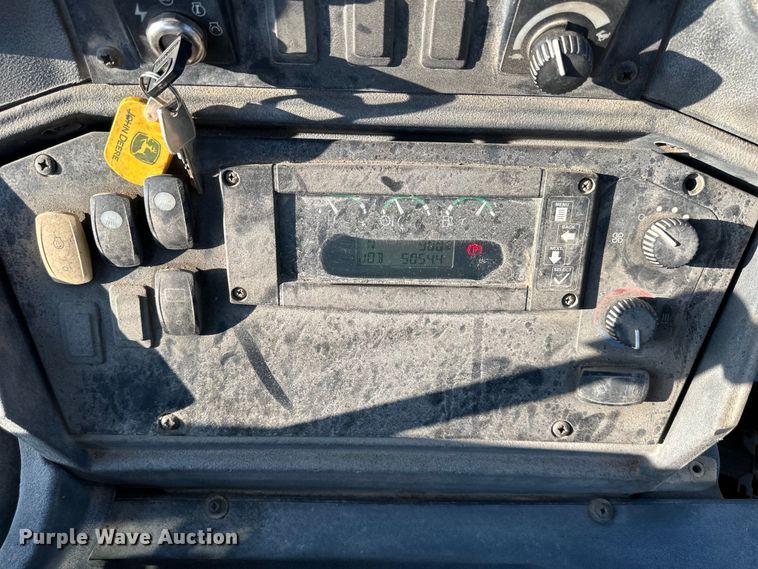 image for item DS4218 2007 John Deere  410J backhoe