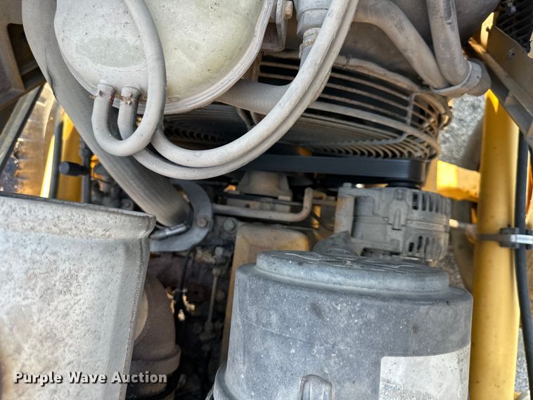 image for item DS4218 2007 John Deere  410J backhoe