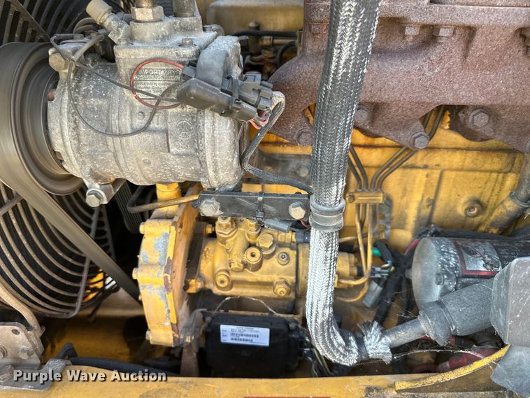 image for item DS4218 2007 John Deere  410J backhoe