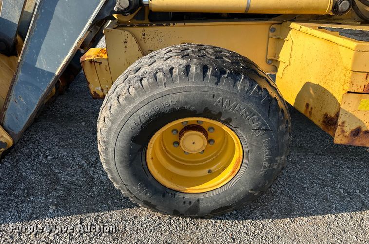 image for item DS4218 2007 John Deere  410J backhoe