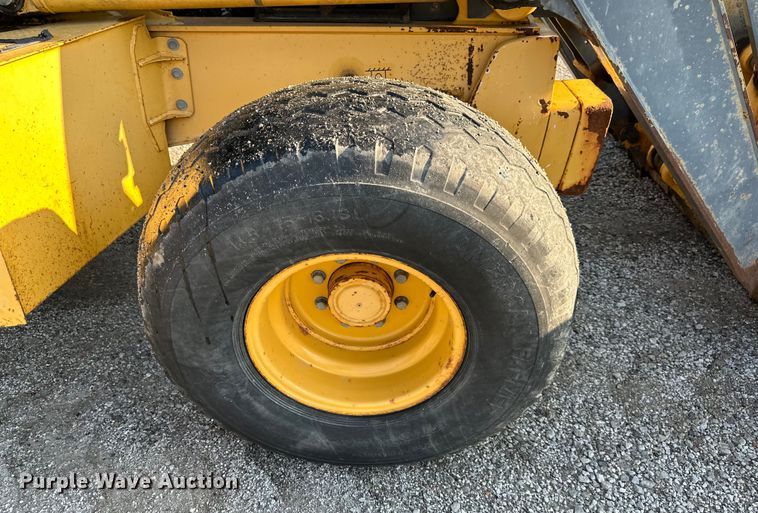 image for item DS4218 2007 John Deere  410J backhoe