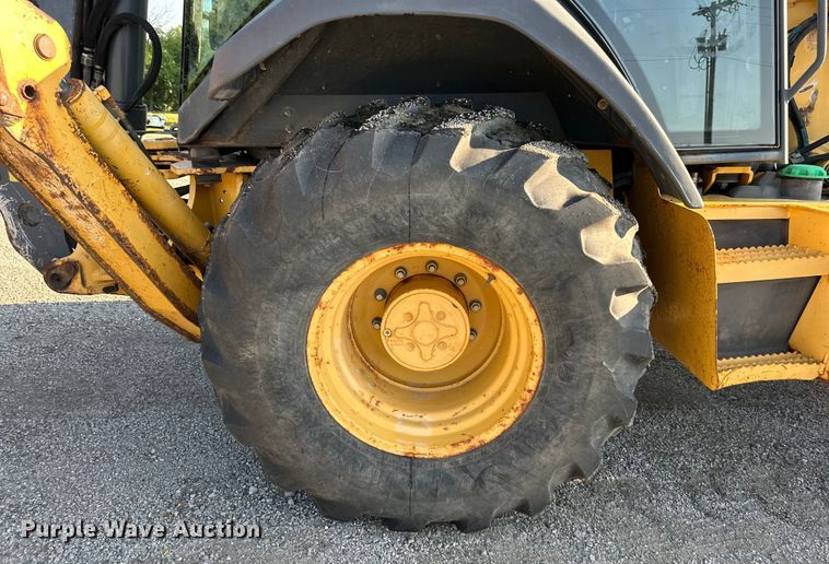 image for item DS4218 2007 John Deere  410J backhoe