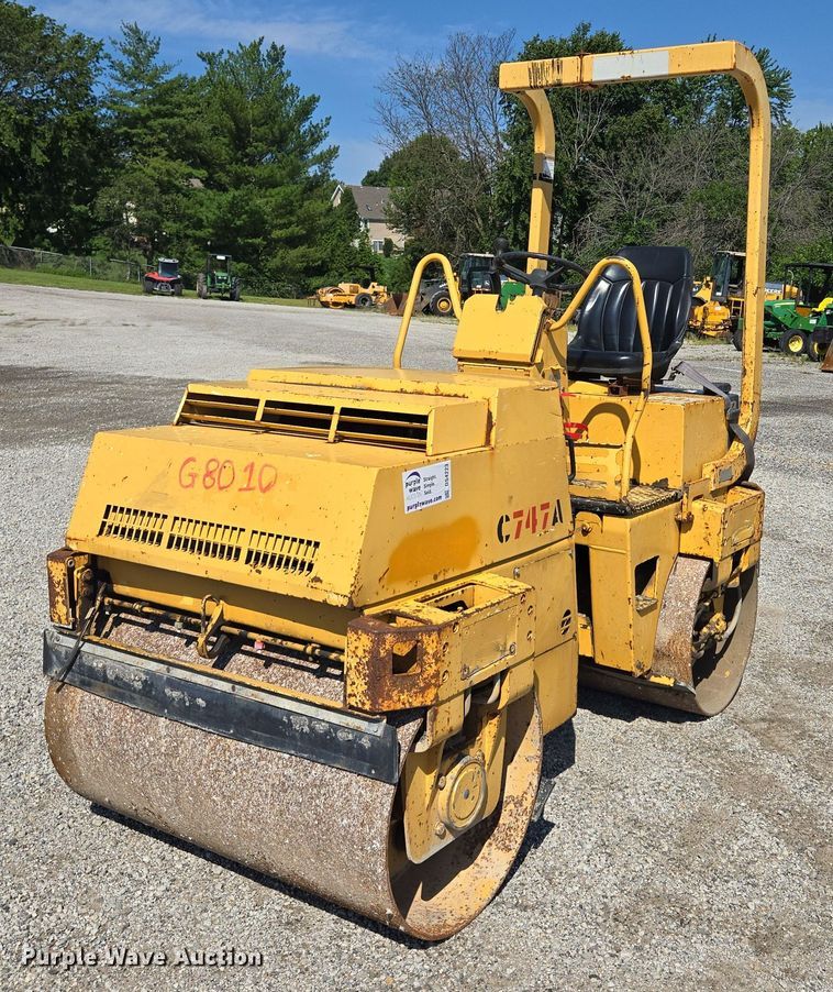 image for item DS4223 Hypac C747A double drum vibratory roller