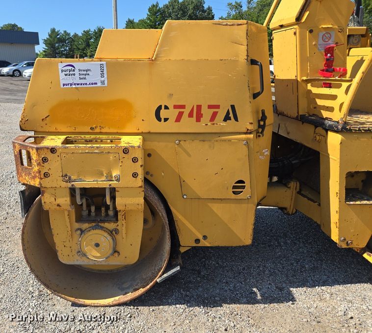 image for item DS4223 Hypac C747A double drum vibratory roller