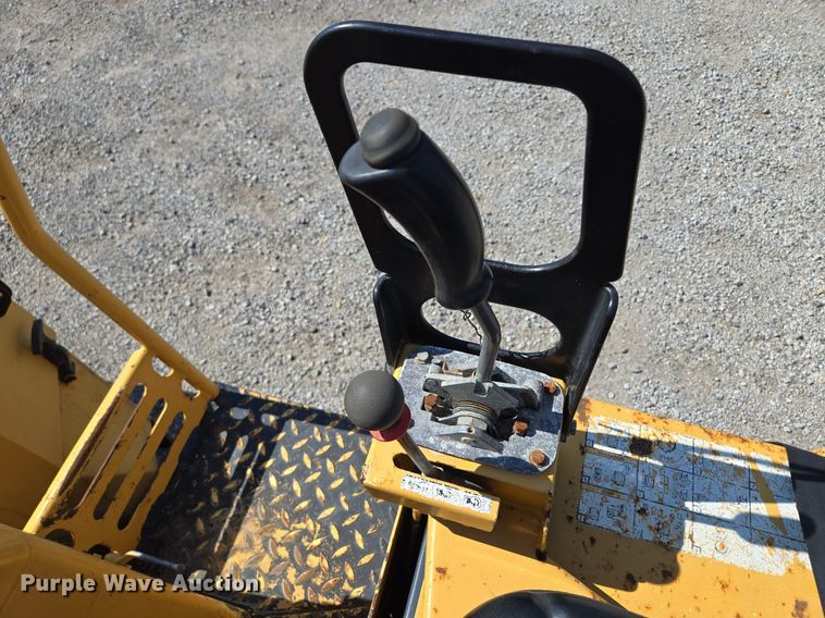 image for item DS4223 Hypac C747A double drum vibratory roller