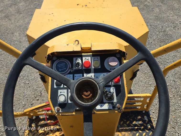 image for item DS4223 Hypac C747A double drum vibratory roller