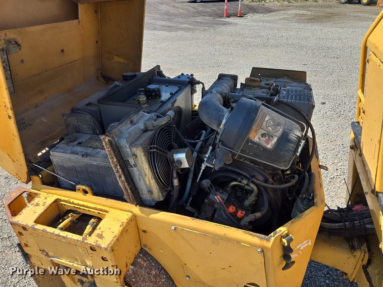 image for item DS4223 Hypac C747A double drum vibratory roller