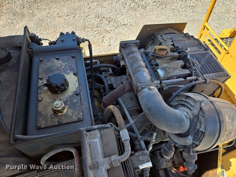 image for item DS4223 Hypac C747A double drum vibratory roller