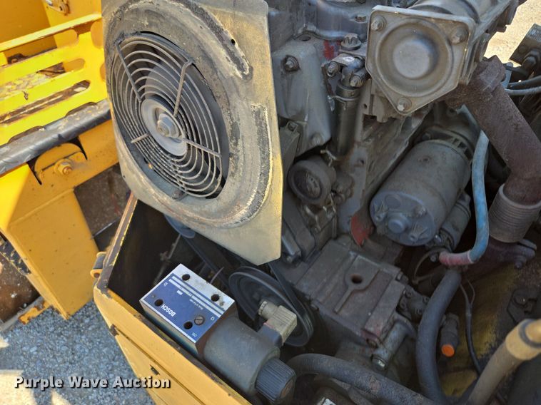 image for item DS4223 Hypac C747A double drum vibratory roller