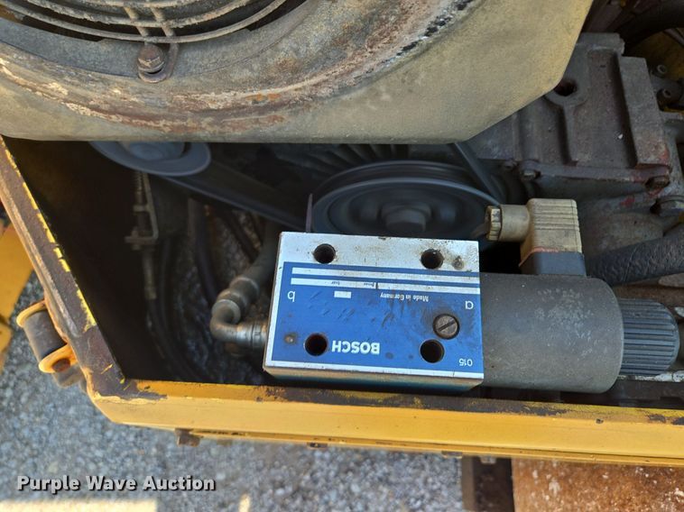 image for item DS4223 Hypac C747A double drum vibratory roller