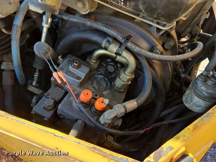 image for item DS4223 Hypac C747A double drum vibratory roller