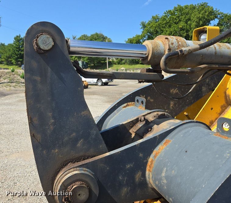 image for item DS4224 2009 John Deere  544K wheel loader