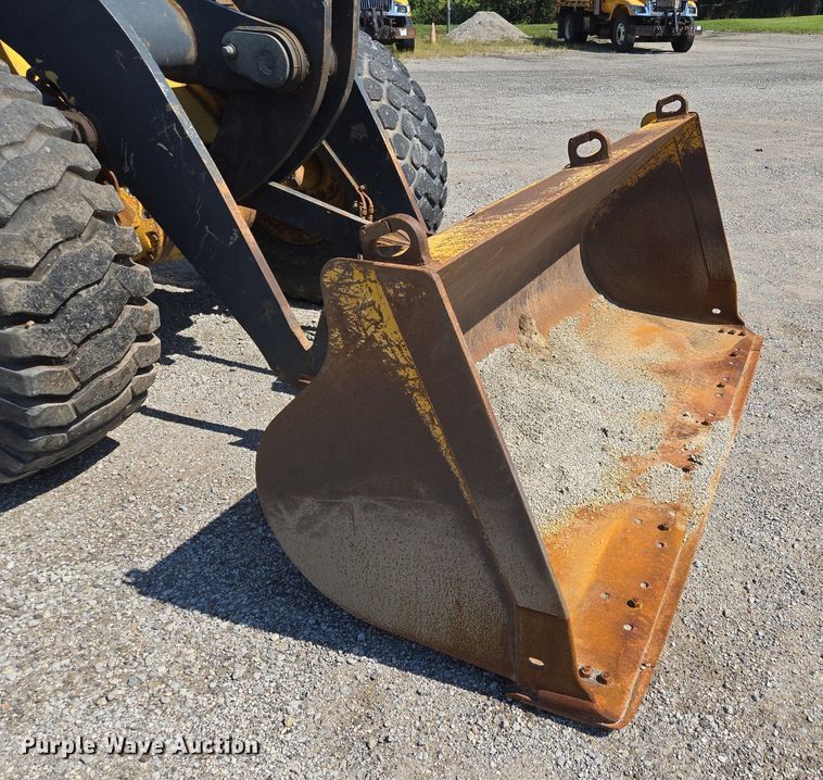 image for item DS4224 2009 John Deere  544K wheel loader