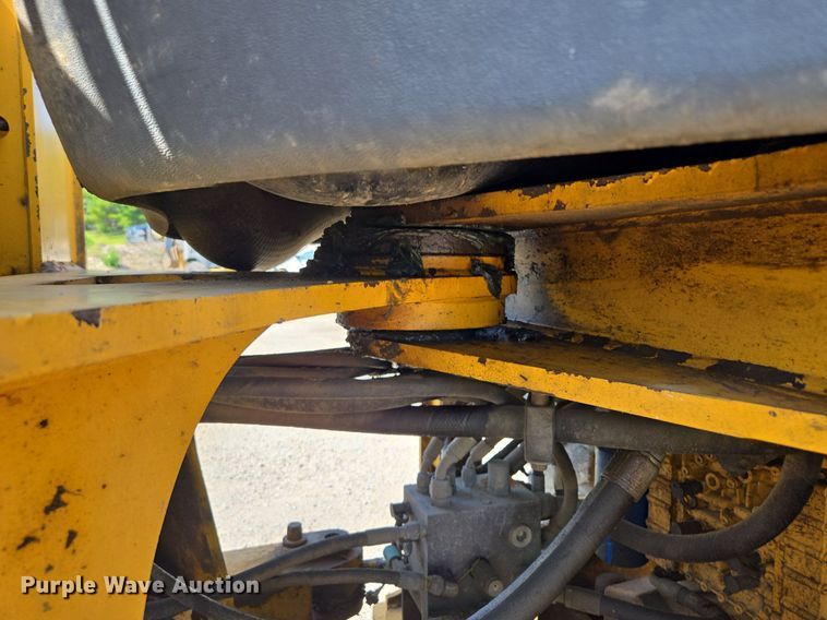 image for item DS4224 2009 John Deere  544K wheel loader