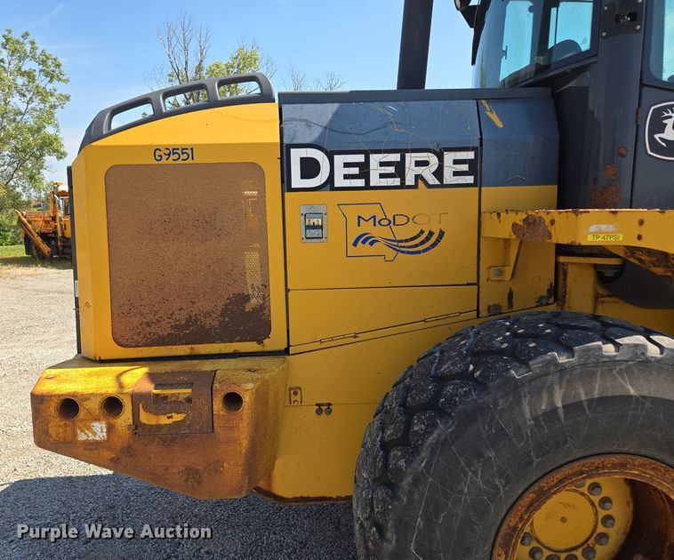 image for item DS4224 2009 John Deere  544K wheel loader