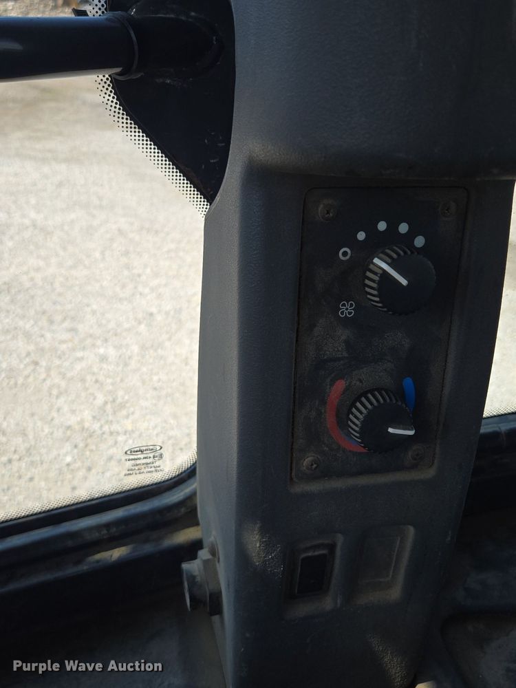 image for item DS4224 2009 John Deere  544K wheel loader